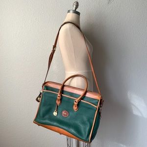 Vintage DOONEY & BOURKE Briefcase Messenger Bag Green / Tan Pebble Leather USA